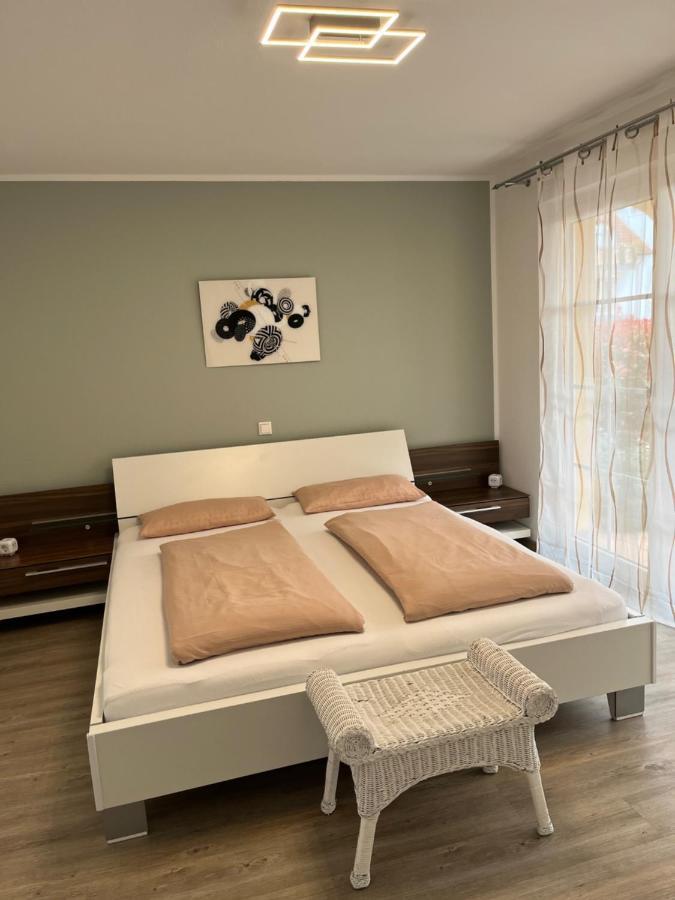 Apartment Frank - Bis Zu 3 Schlafzimmer Rust Exterior foto